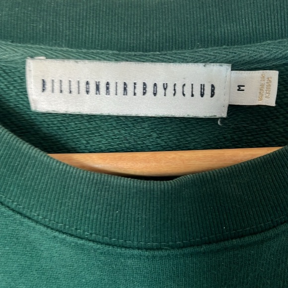BBC sweatshirt. Embroidered sleeve detail. Emerald green. - Picture 6 of 6